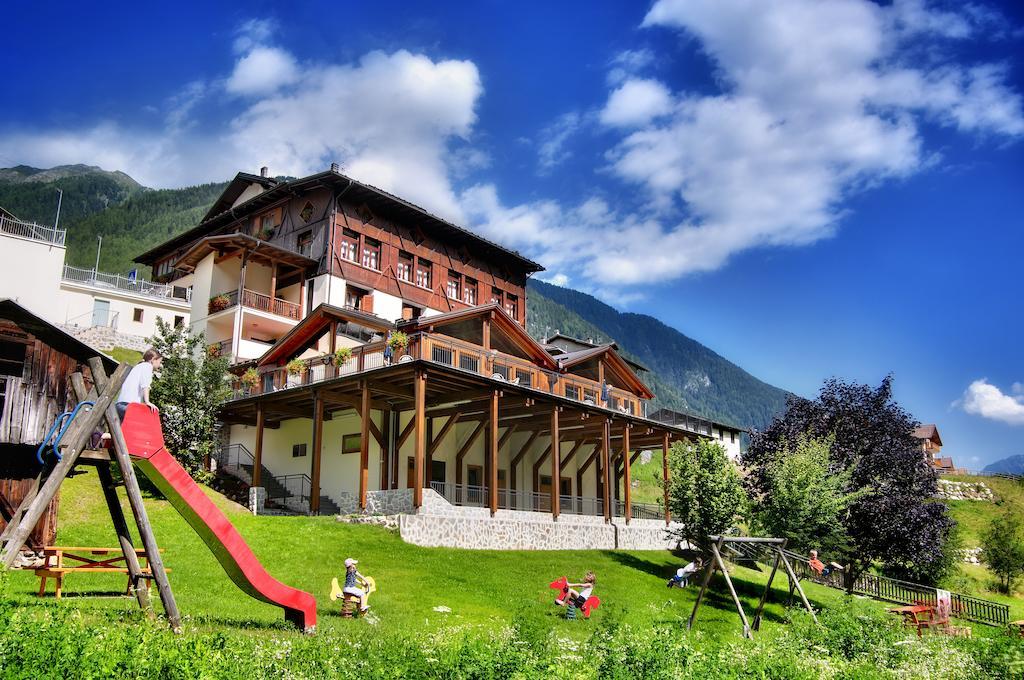 Albergo Miramonti Рабби Экстерьер фото