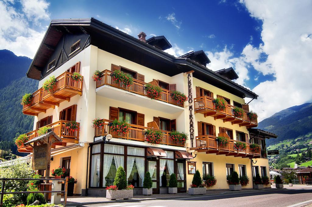 Albergo Miramonti Рабби Экстерьер фото