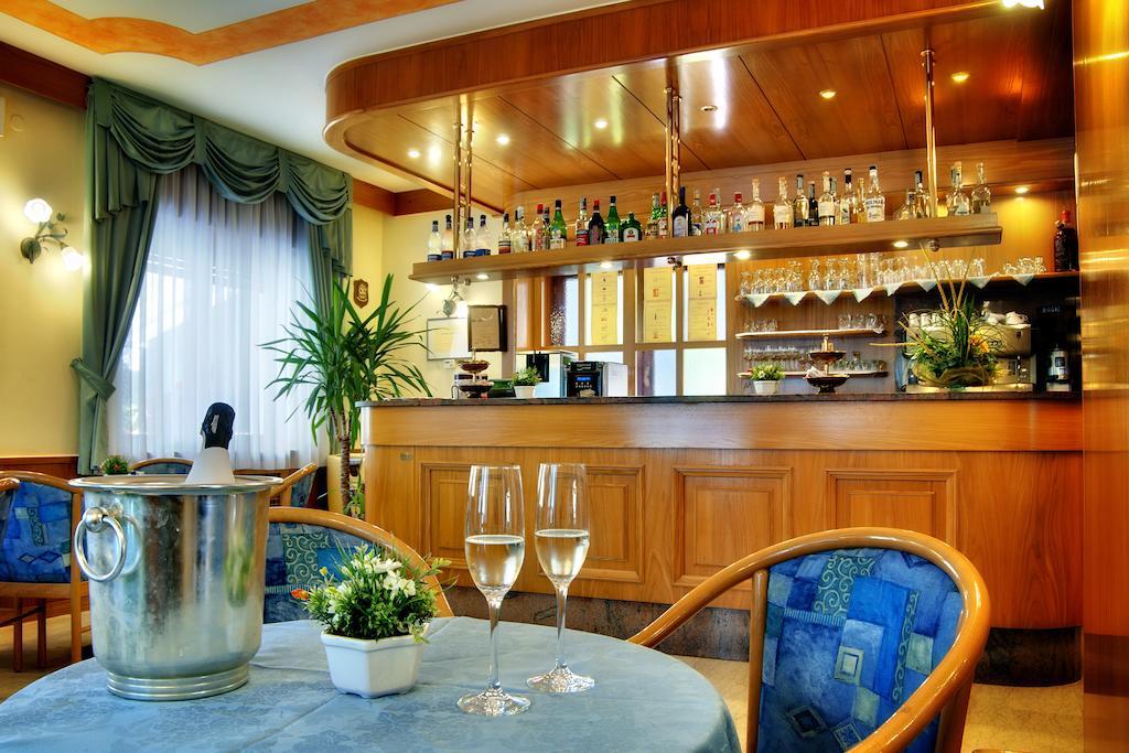 Albergo Miramonti Рабби Экстерьер фото