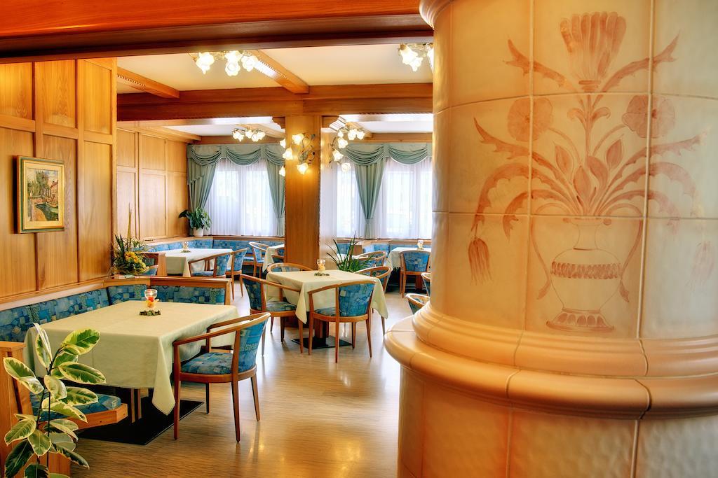 Albergo Miramonti Рабби Экстерьер фото