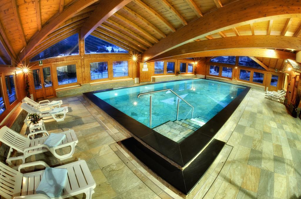 Albergo Miramonti Рабби Экстерьер фото