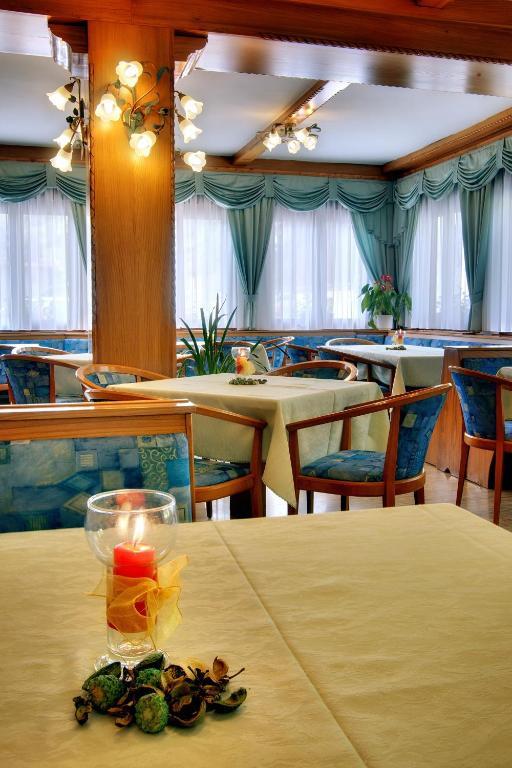 Albergo Miramonti Рабби Экстерьер фото